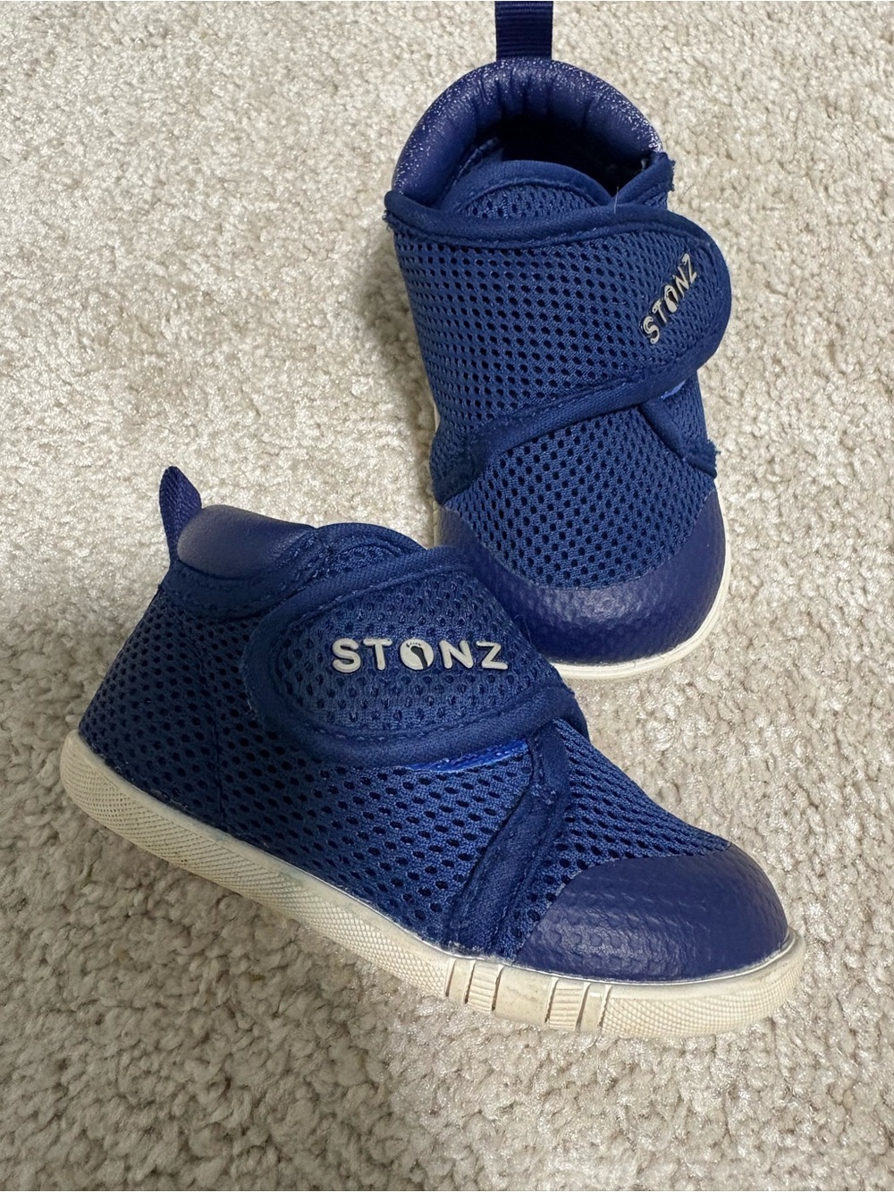 Stonz Kids Blue Mesh Strap Sneakers